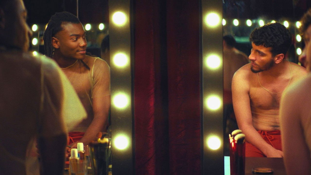 Night Stage Movie Screenshot 4