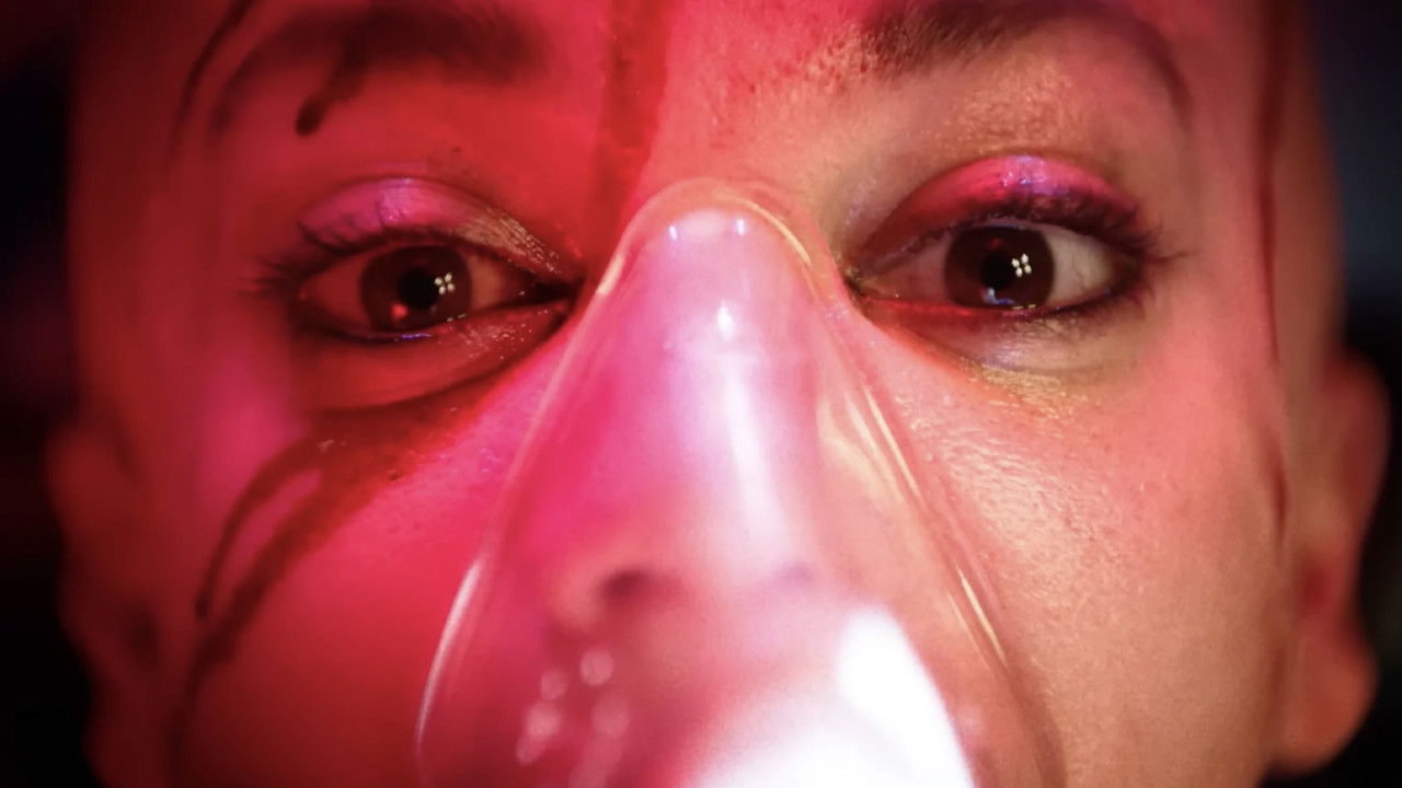 Twisted Movie Screenshot 5